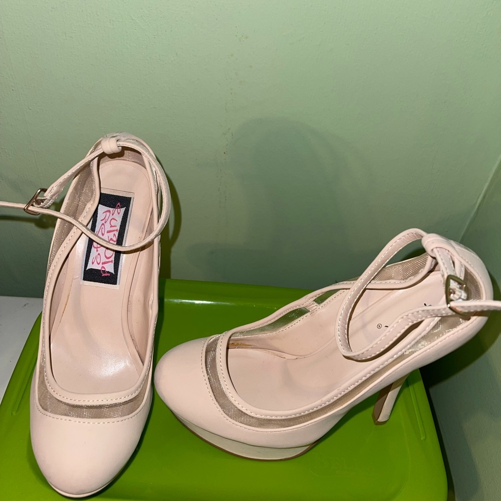Cute pumps - Picture 2 of 2